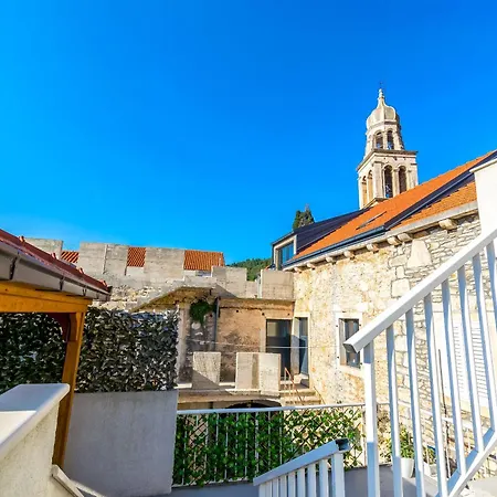 Daire Kampanel Vela Luka