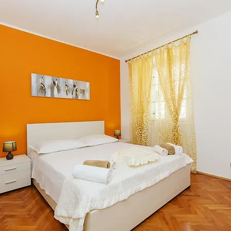 Kampanel Apartment