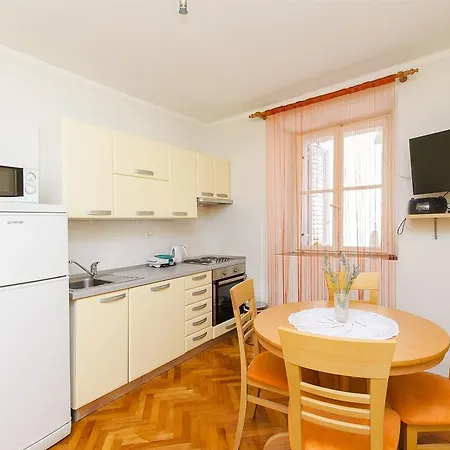 Kampanel Apartment